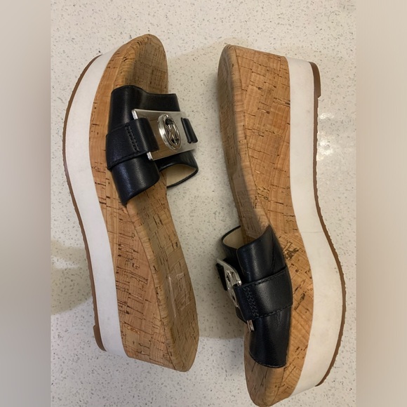 SOLD! MICHEAL Michael Kors Warren Black Platform Wedge Casual Slides Sandals 7 - Picture 3 of 7